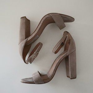 Steve Madden Carrson Heels sz 6.5